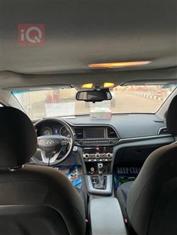 هیۆندای ئەلەنترا